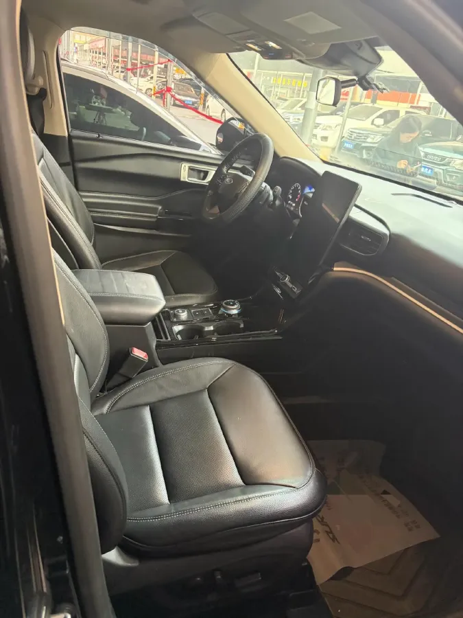 2020 Ford Explorer 2.3T 276HP L4 10AT,autocango,china used car exporter,china ev exporter,chinese used car exporter,chinese used ev exporter