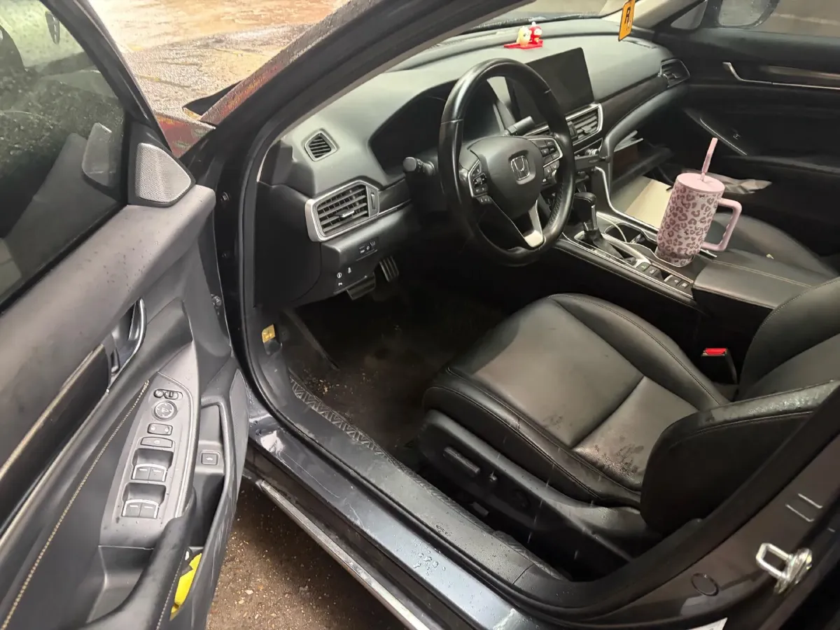 2022 Honda Accord 1.5T 194HP L4 CVT,autocango,china used car exporter,china ev exporter,chinese used car exporter,chinese used ev exporter