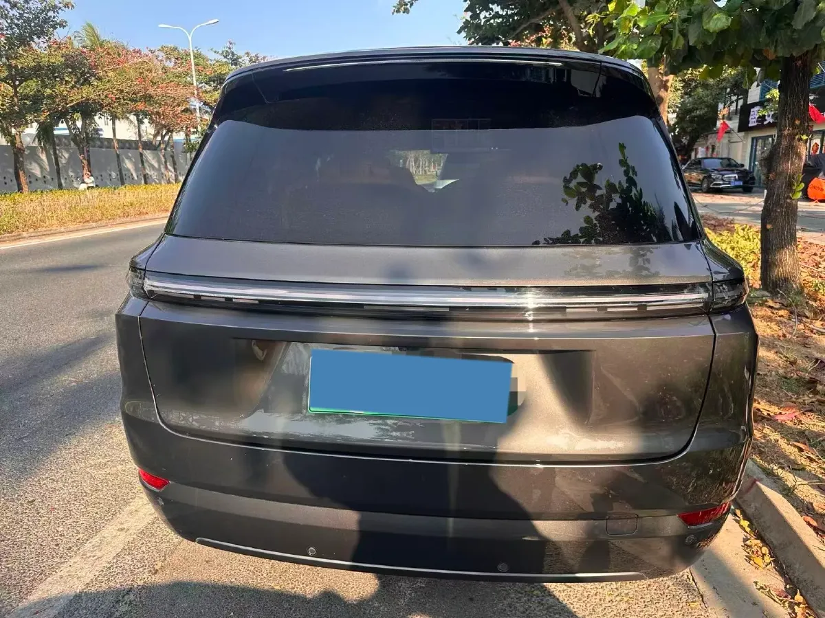 2022 Li L9 Range Extended 154HP REEV 42.6KWH,autocango,china used car exporter,china ev exporter,chinese used car exporter,chinese used ev exporter