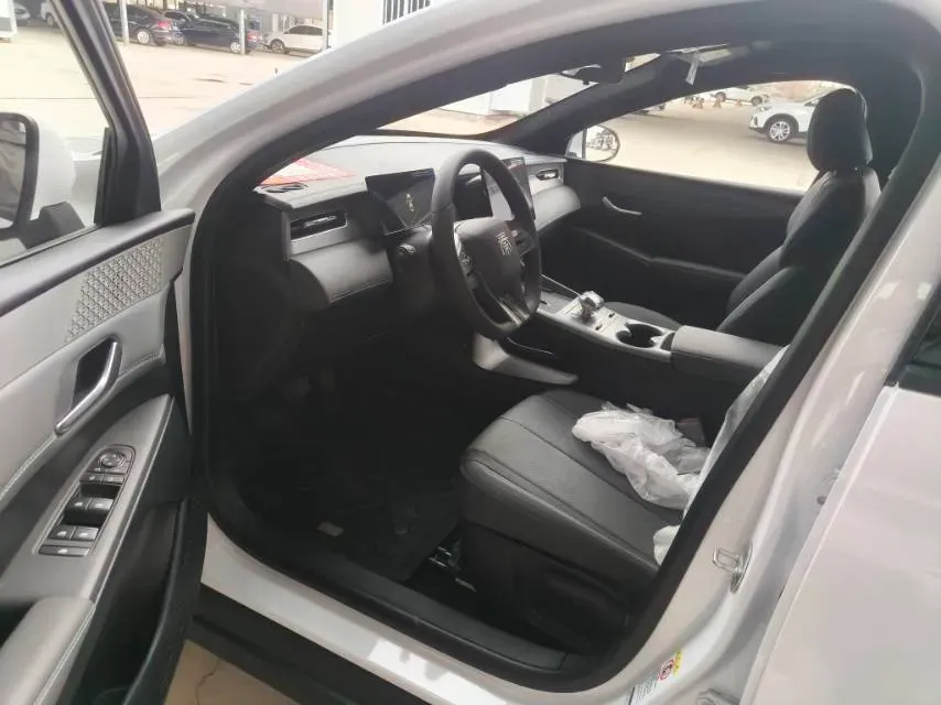 2025 BYD Qin Plus 1.5L 101HP L4 E-CVT PHEV 7.68KWH,autocango,china used car exporter,china ev exporter,chinese used car exporter,chinese used ev exporter