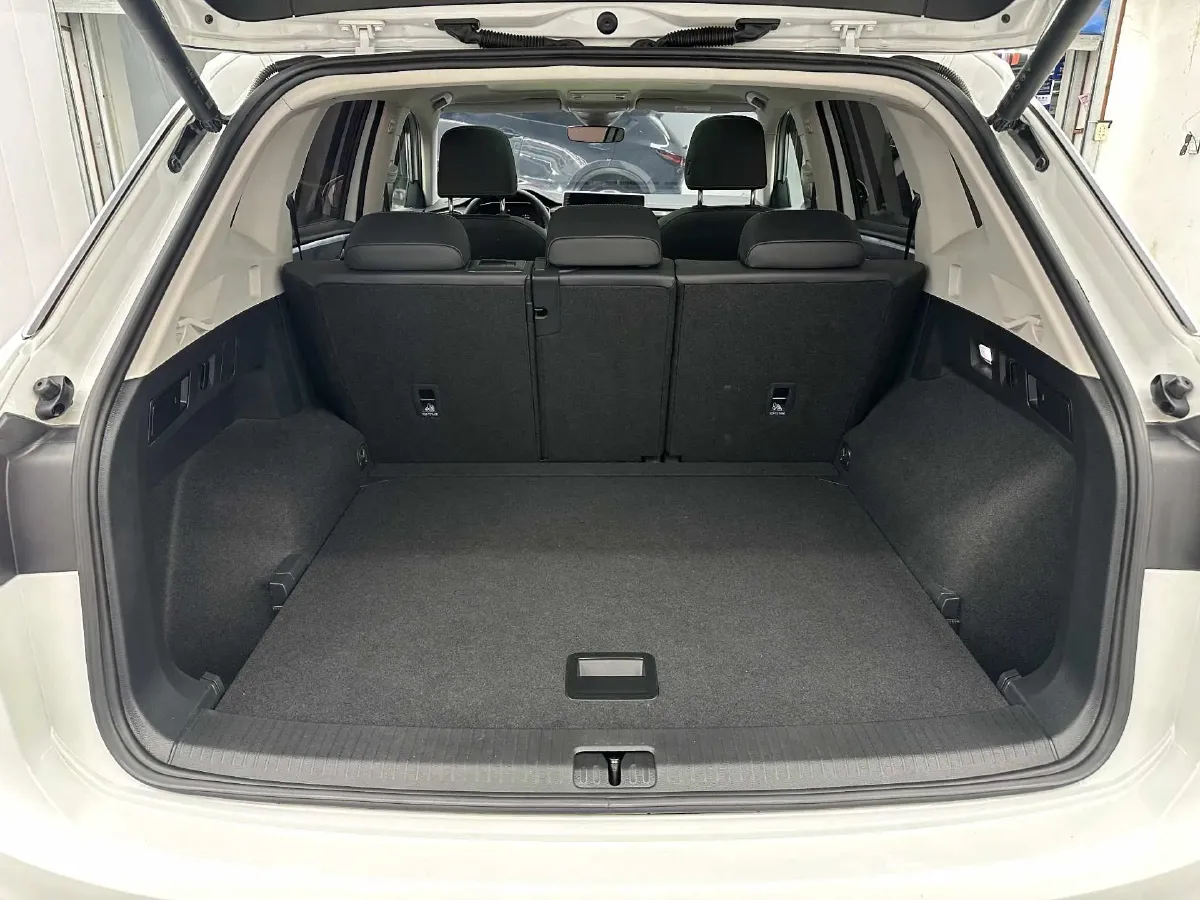 2023 Volkswagen Tayron 1.4T 150HP L4 7DCT,autocango,china used car exporter,china ev exporter,chinese used car exporter,chinese used ev exporter