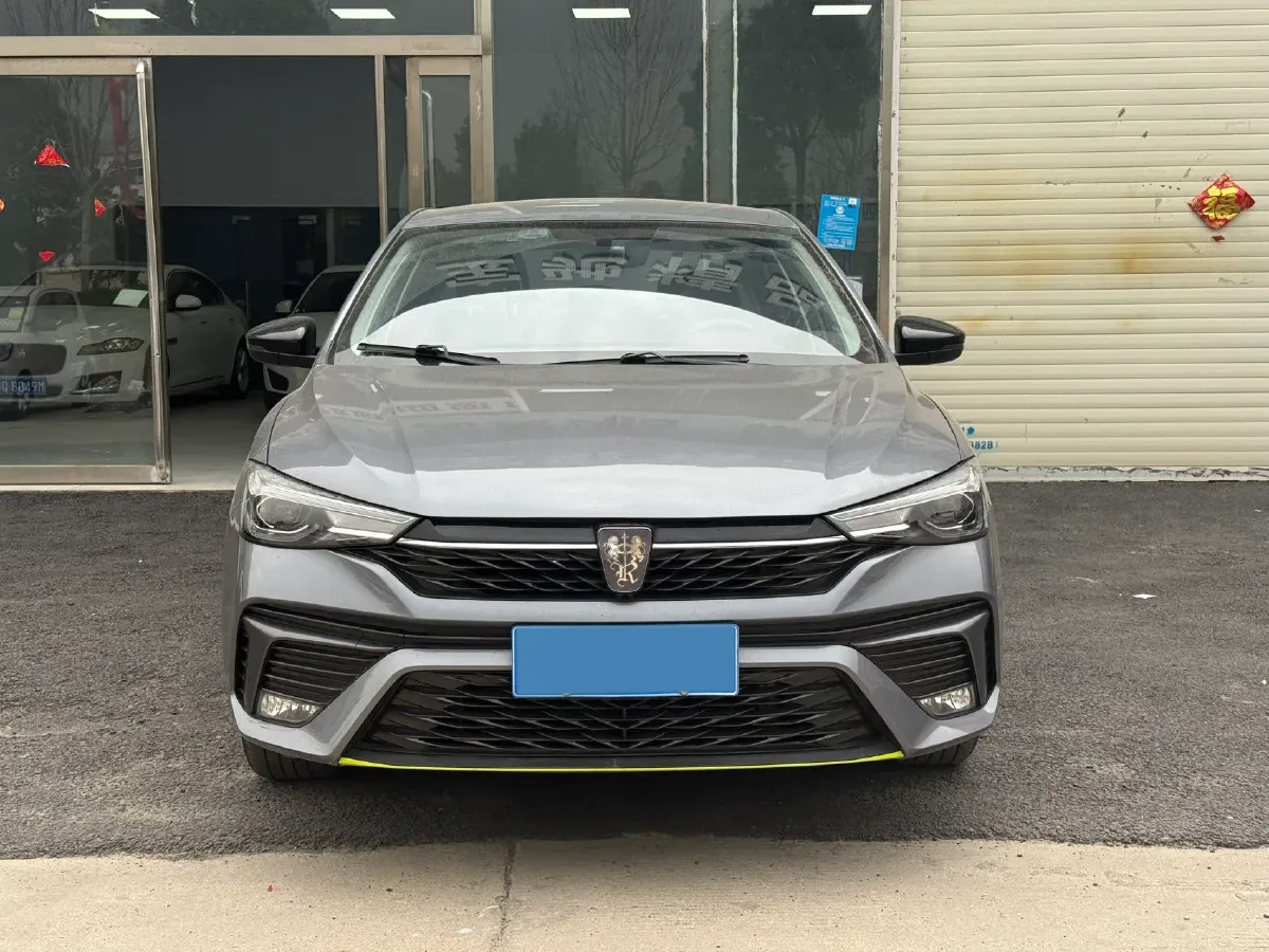 2021 Roewe i5 1.5L 120HP L4 5MT,autocango,china used car exporter,china ev exporter,chinese used car exporter,chinese used ev exporter