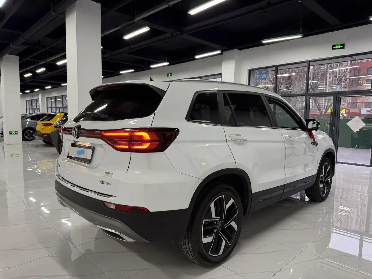 2024 ChangAn CS75 1.5T 188HP L4 7DCT,autocango,china used car exporter,china ev exporter,chinese used car exporter,chinese used ev exporter