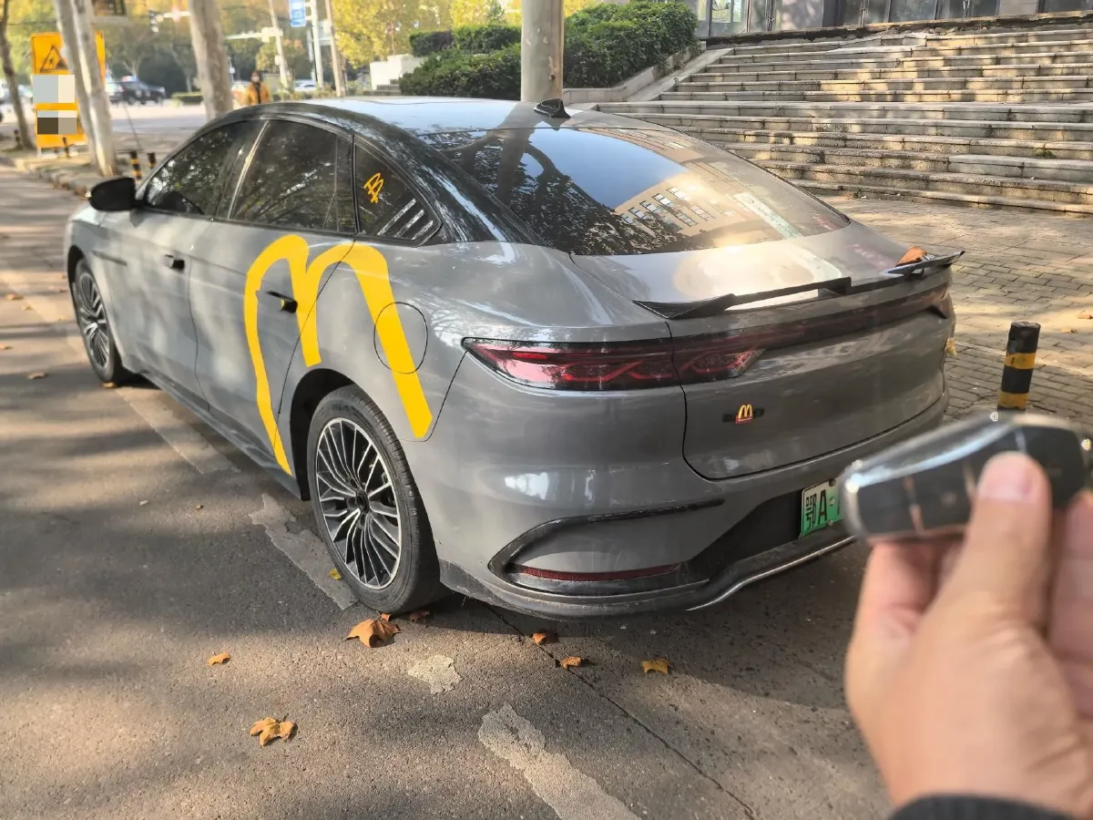 2022 Volkswagen Tiguan L 2.0T 186HP L4 7DCT,autocango,china used car exporter,china ev exporter,chinese used car exporter,chinese used ev exporter