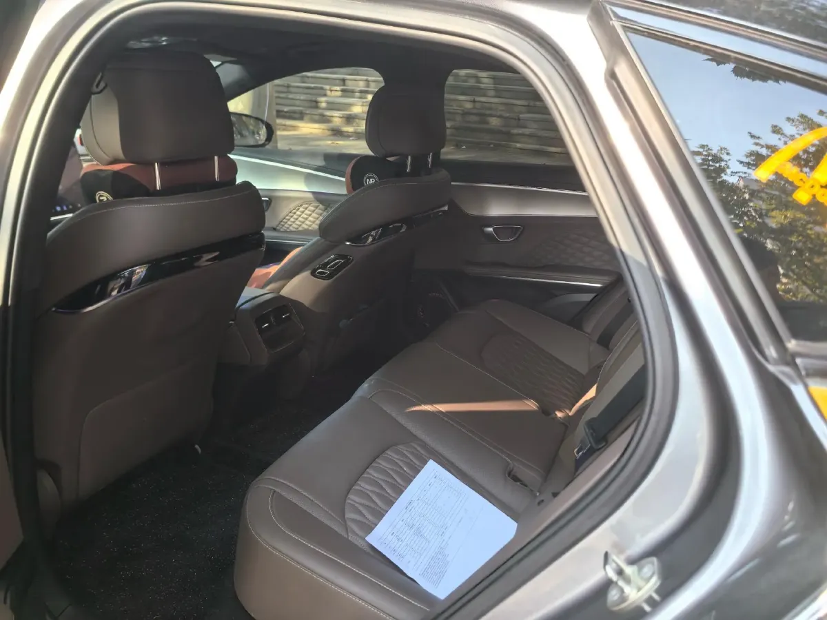 2022 Volkswagen Tiguan L 2.0T 186HP L4 7DCT,autocango,china used car exporter,china ev exporter,chinese used car exporter,chinese used ev exporter