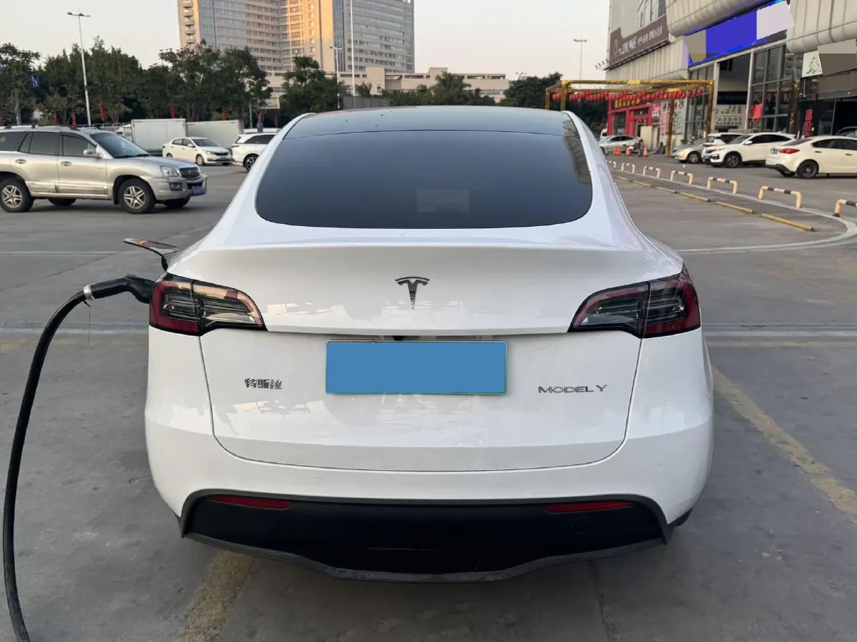 2024 Iveco OuSheng BEV 77.28KWH,autocango,china used car exporter,china ev exporter,chinese used car exporter,chinese used ev exporter