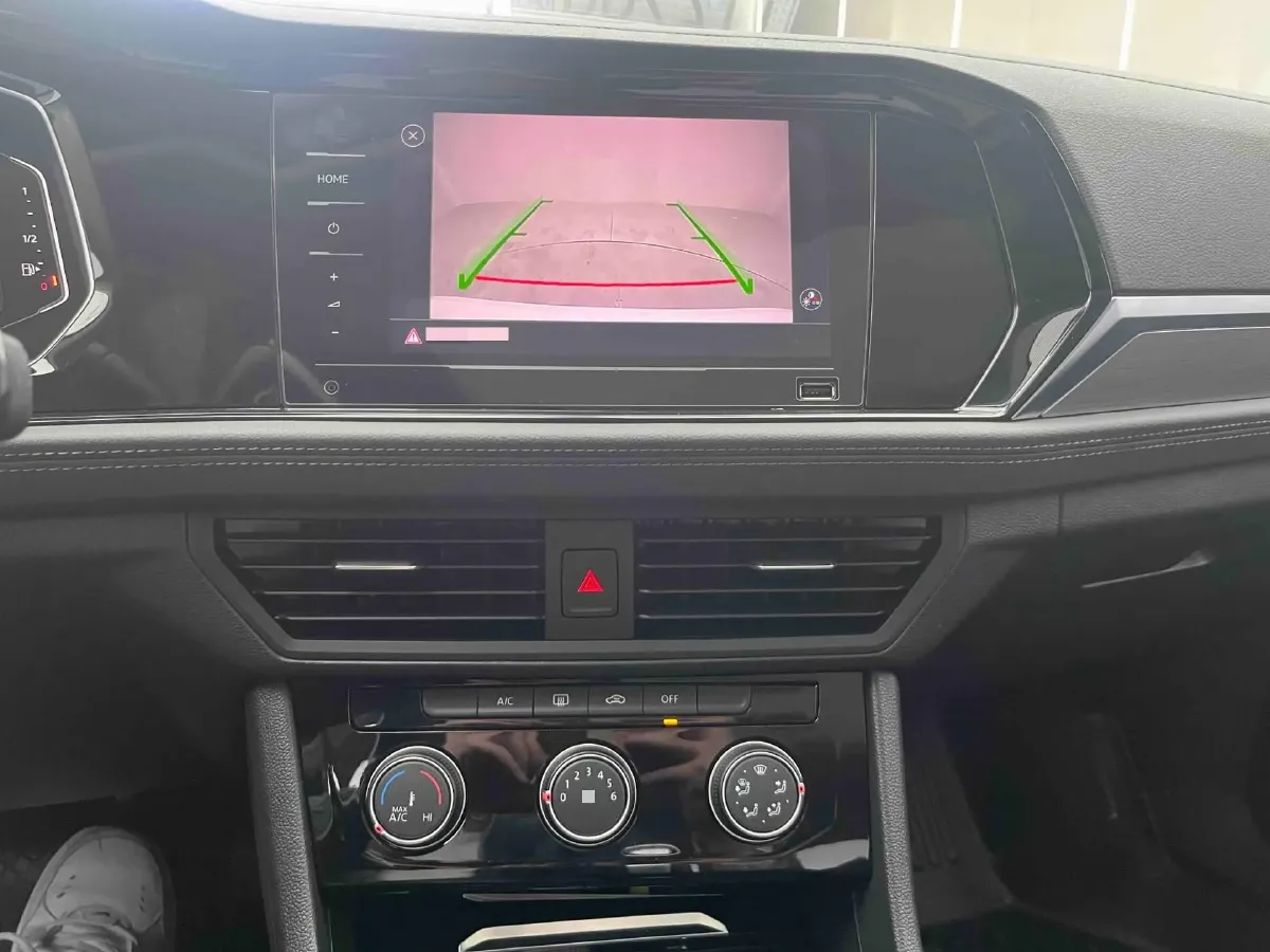 2021 Volkswagen Sagitar 1.2T 116HP L4 7DCT,autocango,china used car exporter,china ev exporter,chinese used car exporter,chinese used ev exporter