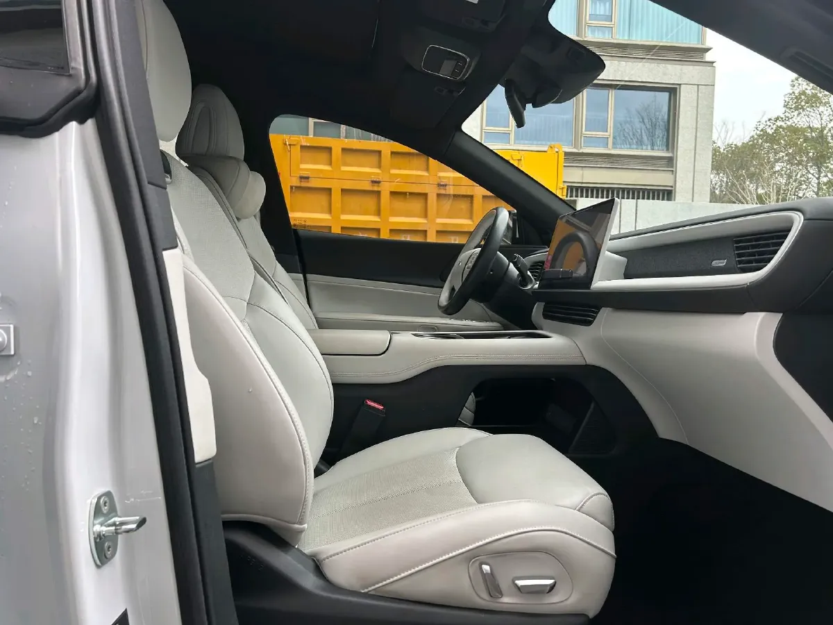 2023 Xpeng G6 BEV 66KWH,autocango,china used car exporter,china ev exporter,chinese used car exporter,chinese used ev exporter