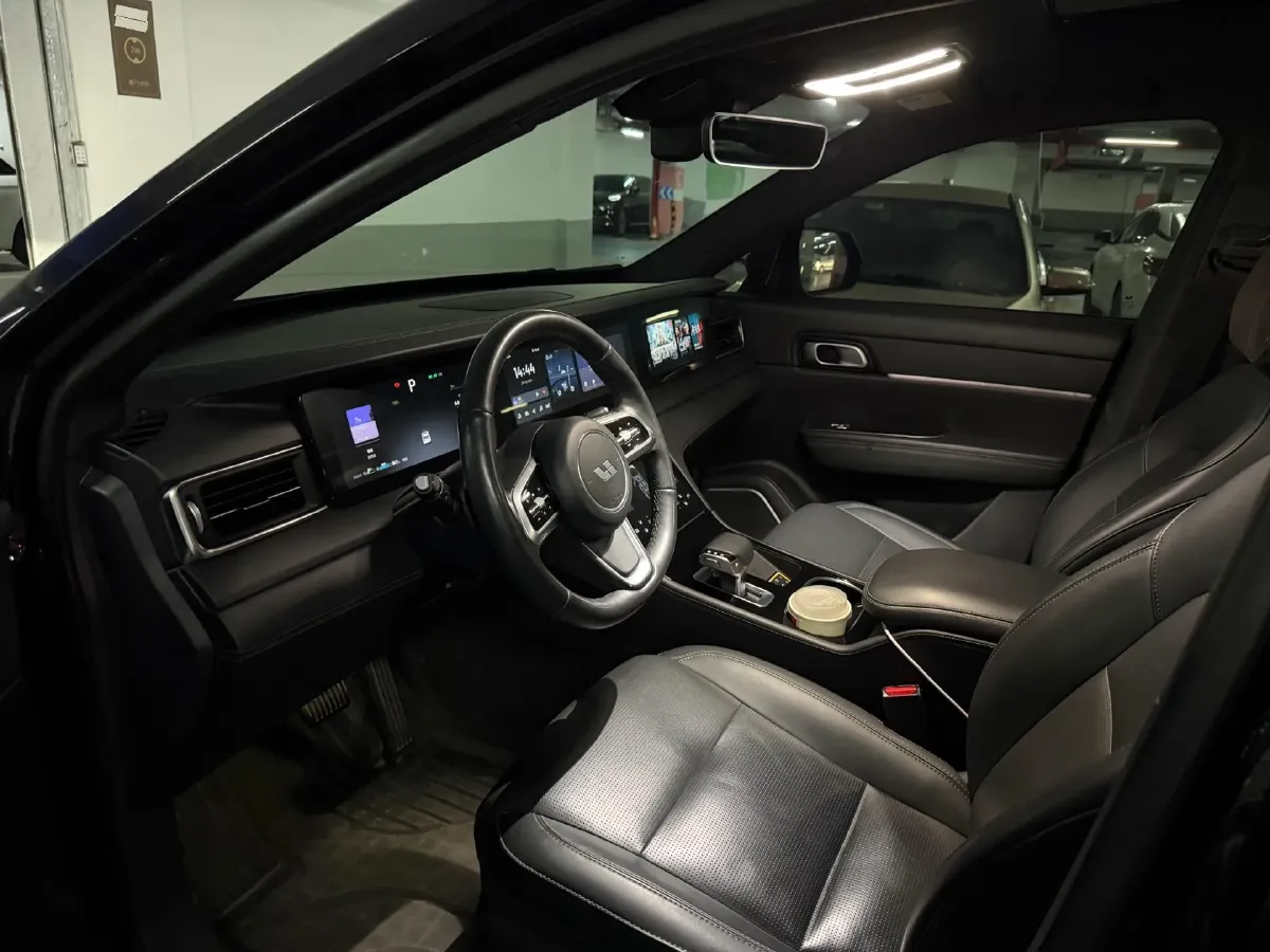 2021 Li ONE Range Extended 131HP REEV 40.5KWH,autocango,china used car exporter,china ev exporter,chinese used car exporter,chinese used ev exporter