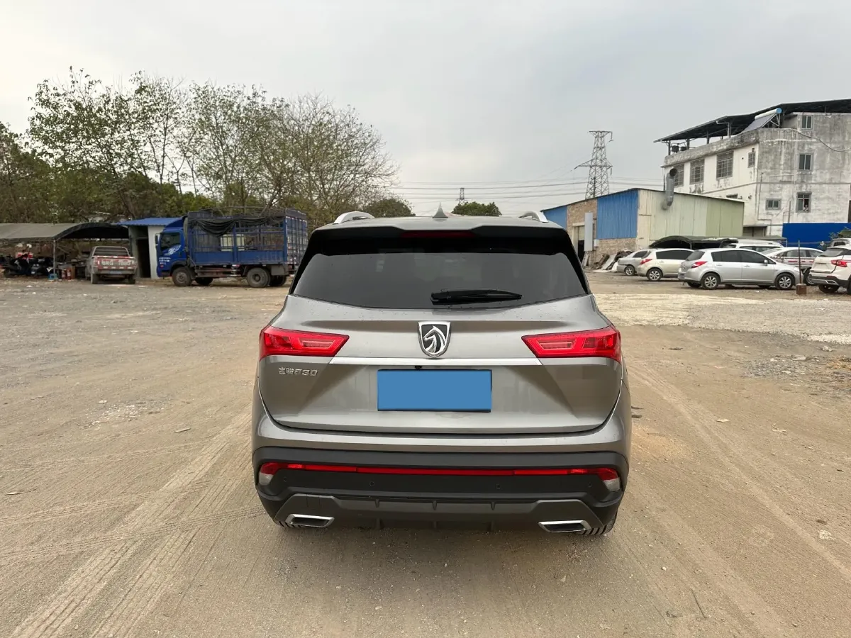 2018 BaoJun 530 1.5T 150HP L4 6MT,autocango,china used car exporter,china ev exporter,chinese used car exporter,chinese used ev exporter