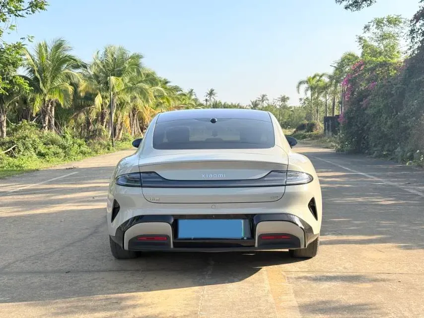 2024 MI SU7 BEV 73.6KWH,autocango,china used car exporter,china ev exporter,chinese used car exporter,chinese used ev exporter