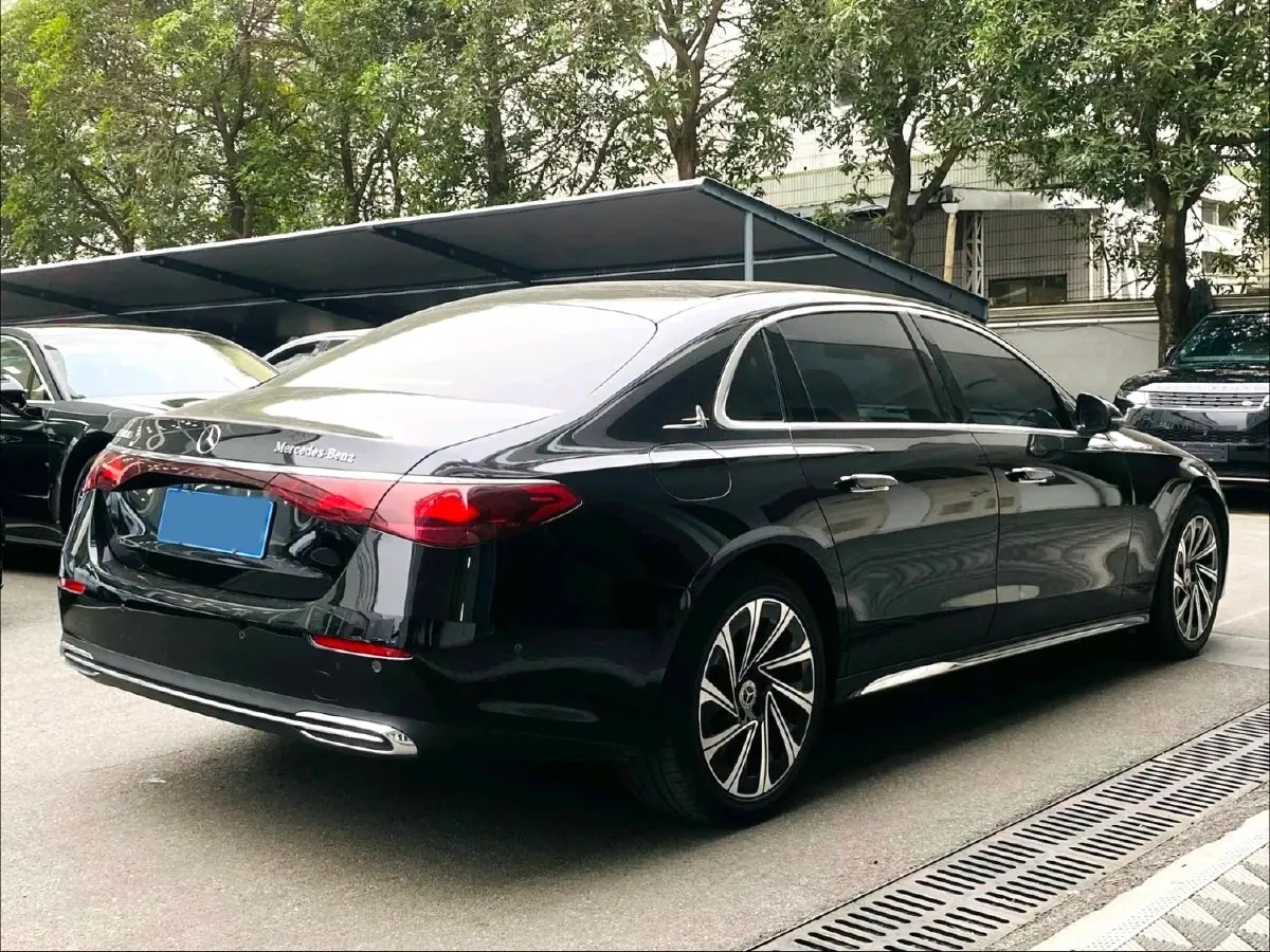 2024 Mercedes-Benz E Class 2.0T 258HP L4 9AT,autocango,china used car exporter,china ev exporter,chinese used car exporter,chinese used ev exporter