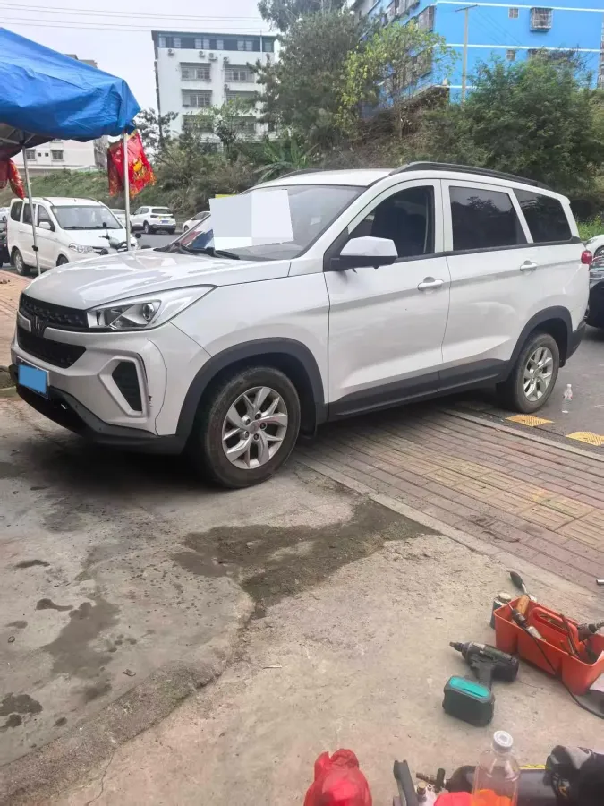 2020 WuLing HongGuang Plus 1.5L 99HP L4 6MT,autocango,china used car exporter,china ev exporter,chinese used car exporter,chinese used ev exporter