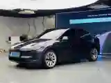 2025 Tesla Model Y BEV 62.5KWH