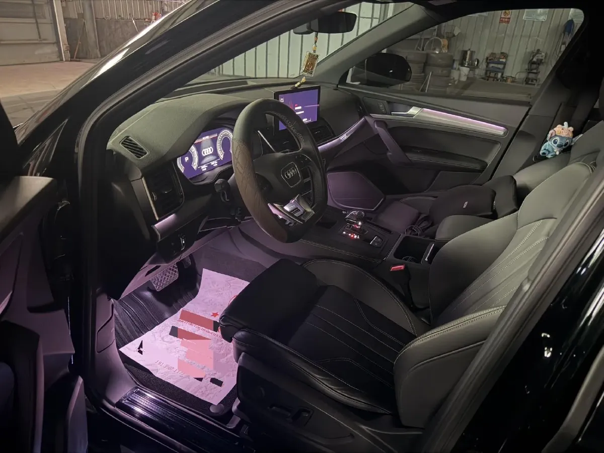 2021 Audi Q5L Sportback 2.0T 190HP L4 7DCT,autocango,china used car exporter,china ev exporter,chinese used car exporter,chinese used ev exporter