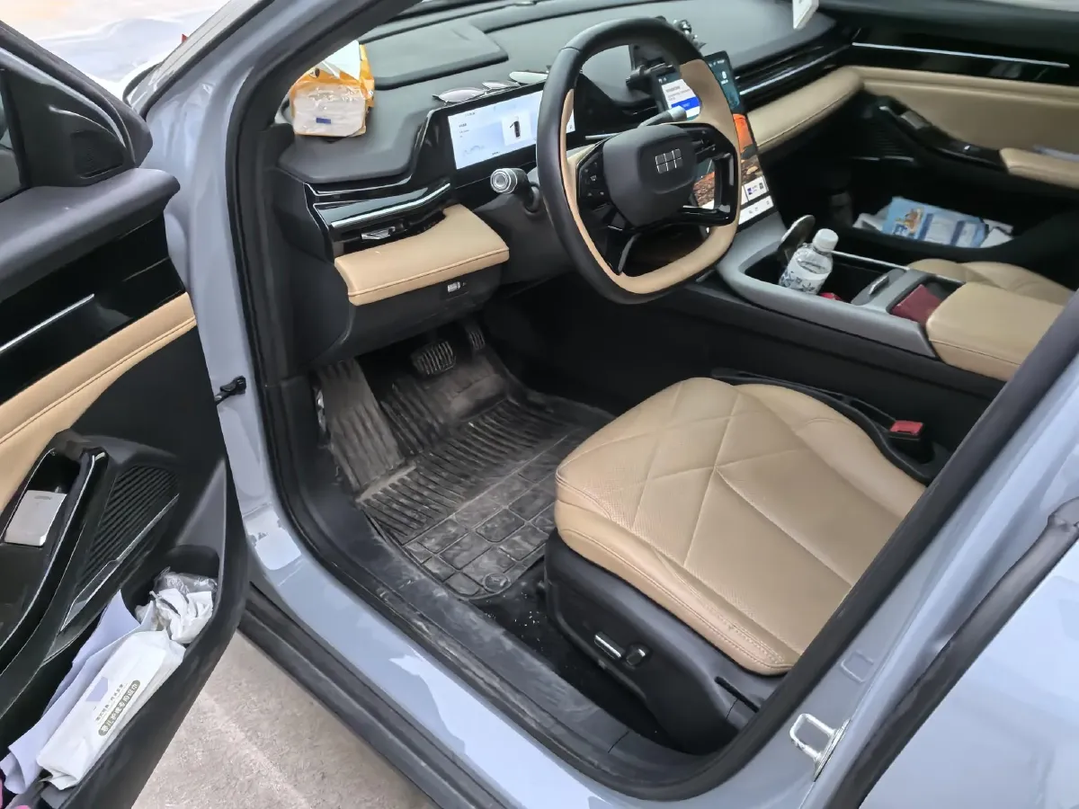 2024 Geely Galaxy L6 1.5T 163HP L4 3DHT PHEV,autocango,china used car exporter,china ev exporter,chinese used car exporter,chinese used ev exporter