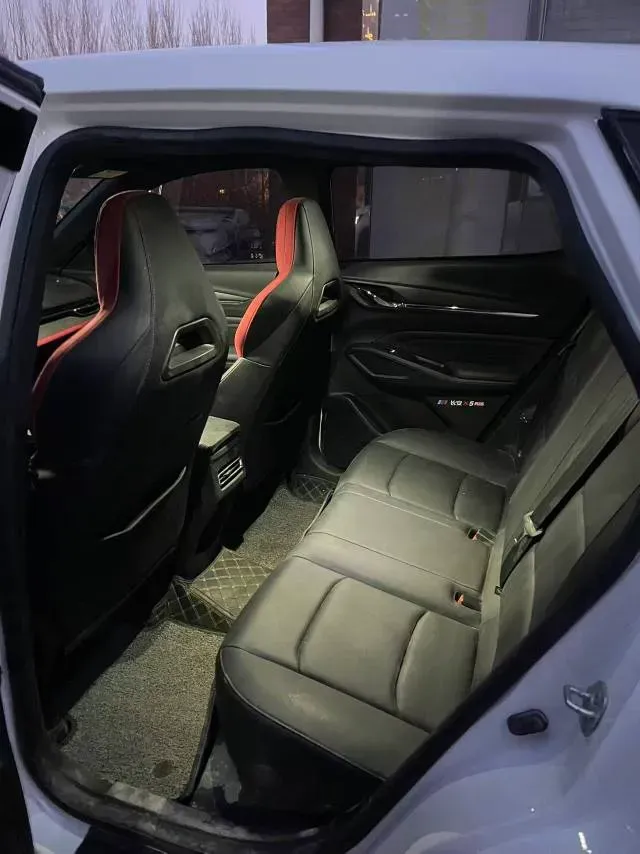 2025 ChangAn X5 PLUS 1.5T 188HP L4 7DCT,autocango,china used car exporter,china ev exporter,chinese used car exporter,chinese used ev exporter