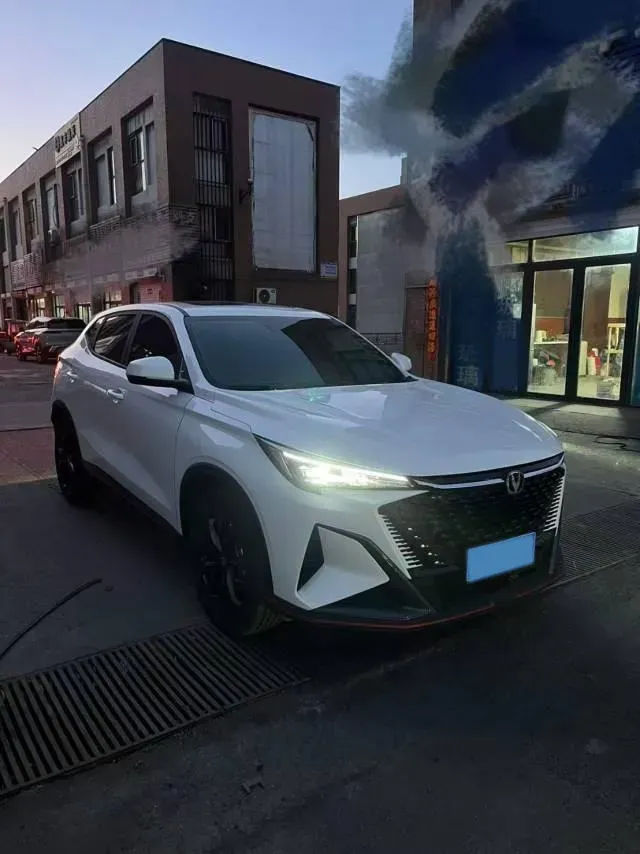 2025 ChangAn X5 PLUS 1.5T 188HP L4 7DCT,autocango,china used car exporter,china ev exporter,chinese used car exporter,chinese used ev exporter