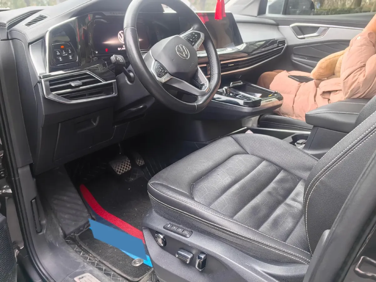 2022 Volkswagen Talagon 2.0T 220HP L4 7DCT,autocango,china used car exporter,china ev exporter,chinese used car exporter,chinese used ev exporter