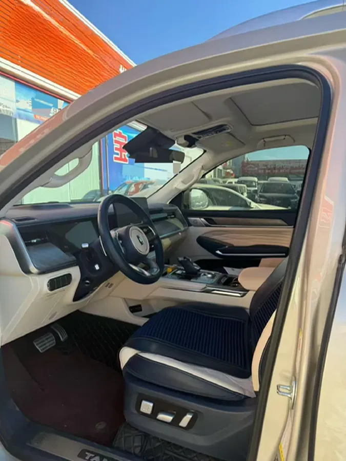 2023 Tank 500 2.0T 252HP L4 9AT PHEV 37.1KWH,autocango,china used car exporter,china ev exporter,chinese used car exporter,chinese used ev exporter