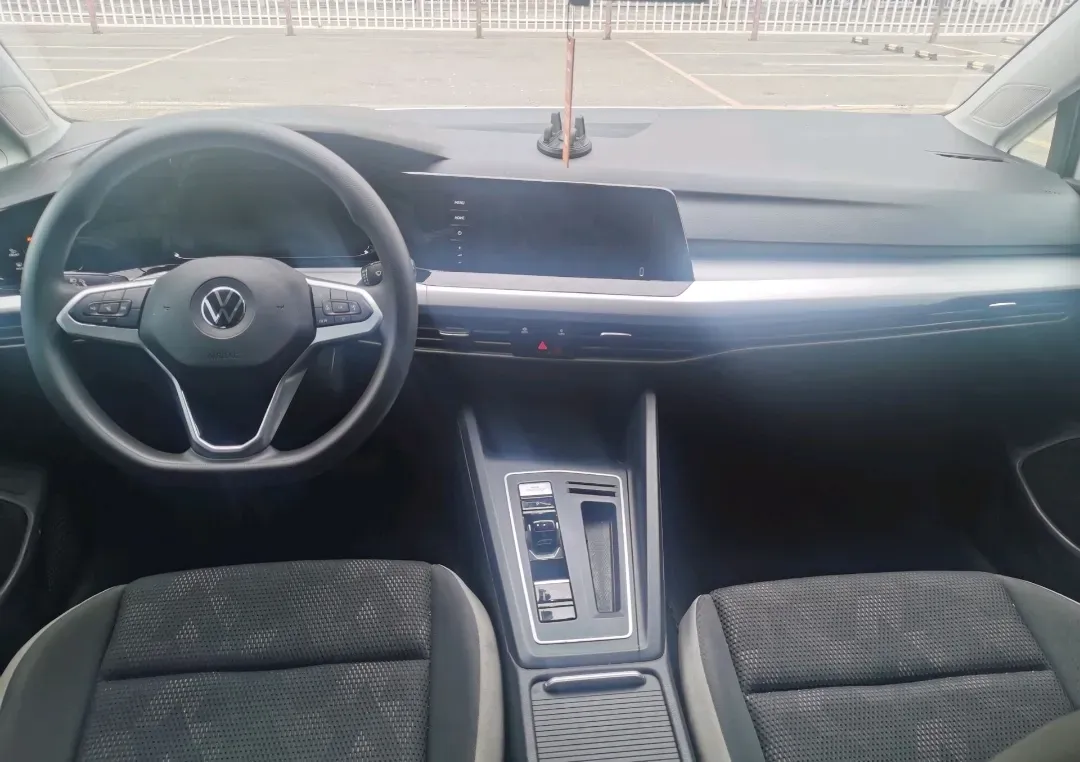 2021 Volkswagen Golf 1.2T 116HP L4 7DCT,autocango,china used car exporter,china ev exporter,chinese used car exporter,chinese used ev exporter