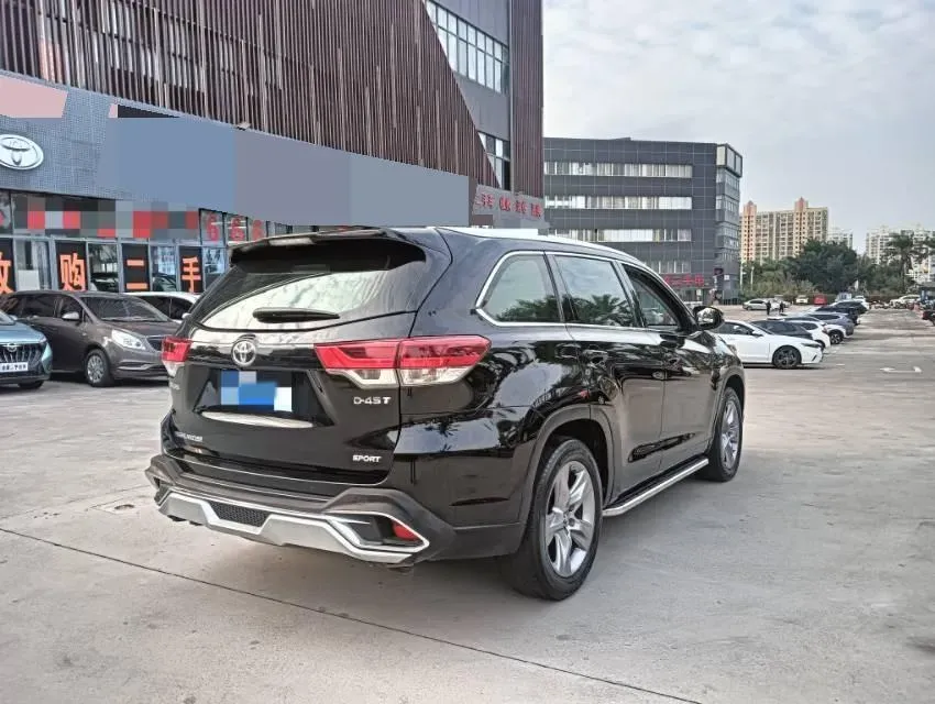 2021 Toyota Highlander 2.0T 220HP L4 6AT,autocango,china used car exporter,china ev exporter,chinese used car exporter,chinese used ev exporter