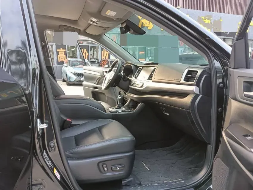 2021 Toyota Highlander 2.0T 220HP L4 6AT,autocango,china used car exporter,china ev exporter,chinese used car exporter,chinese used ev exporter