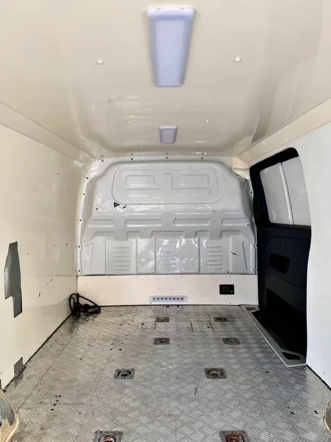 2021 Mercedes-Benz Vito 2.0T 211HP L4 9AT,autocango,china used car exporter,china ev exporter,chinese used car exporter,chinese used ev exporter