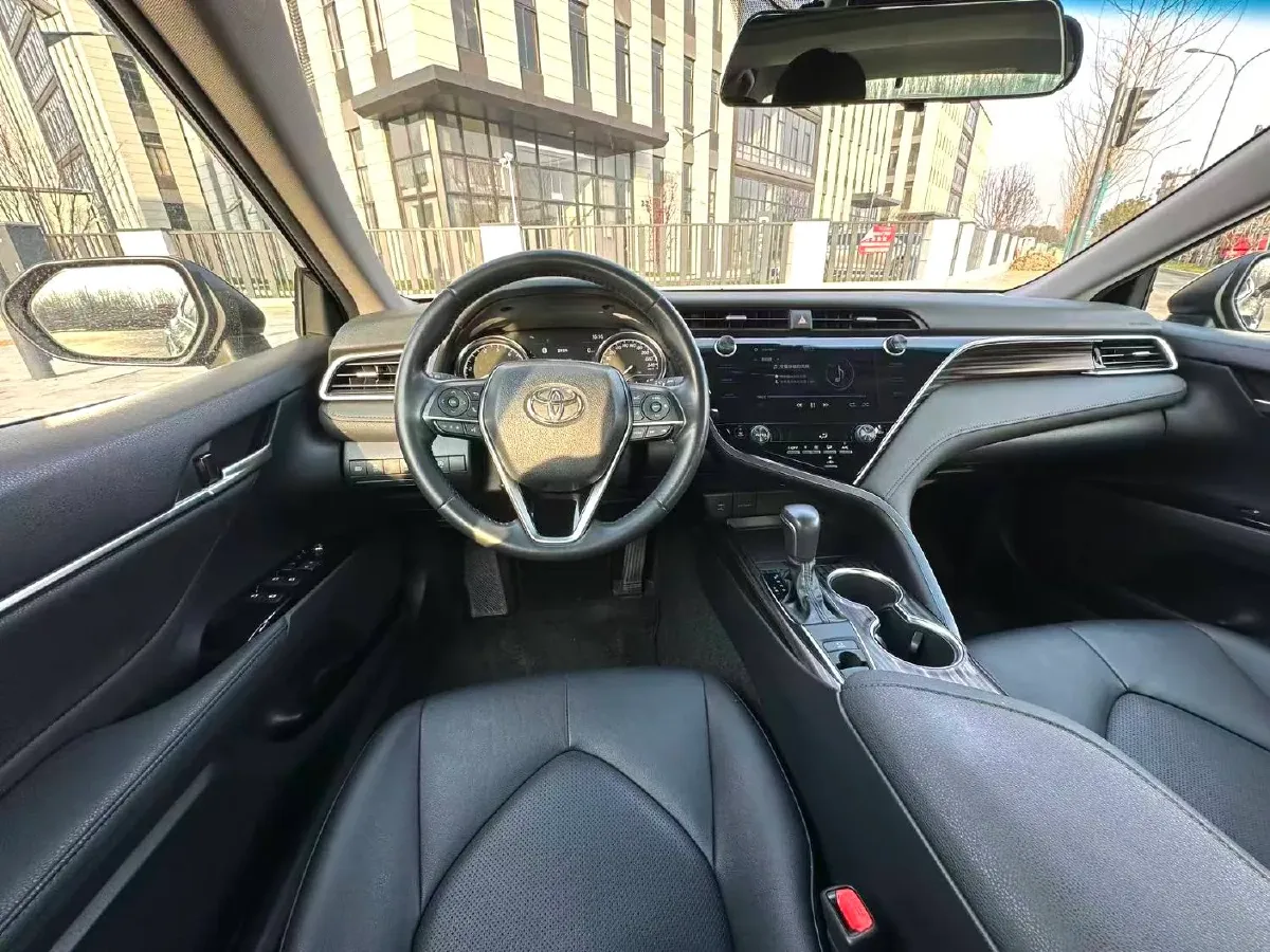 2019 Toyota Camry 2.0L 178HP L4 CVT,autocango,china used car exporter,china ev exporter,chinese used car exporter,chinese used ev exporter
