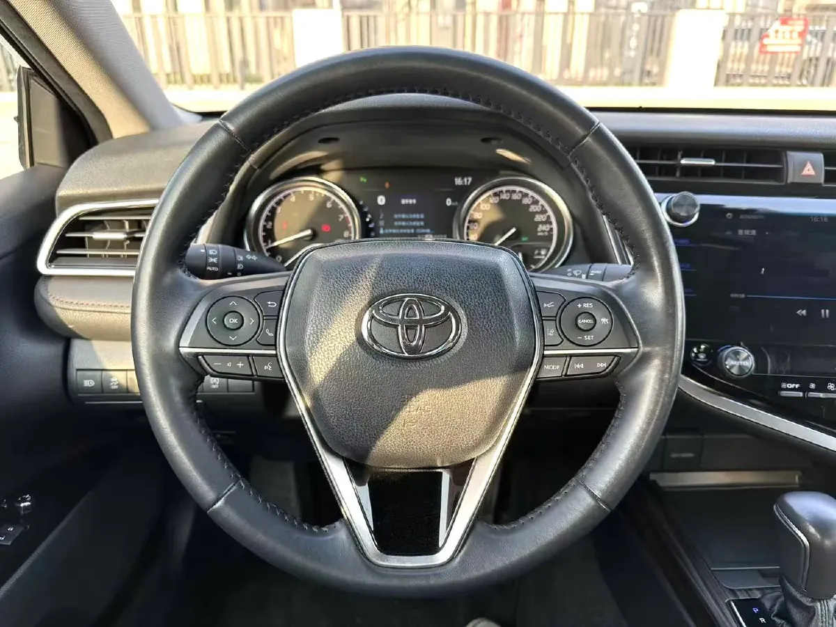 2019 Toyota Camry 2.0L 178HP L4 CVT,autocango,china used car exporter,china ev exporter,chinese used car exporter,chinese used ev exporter