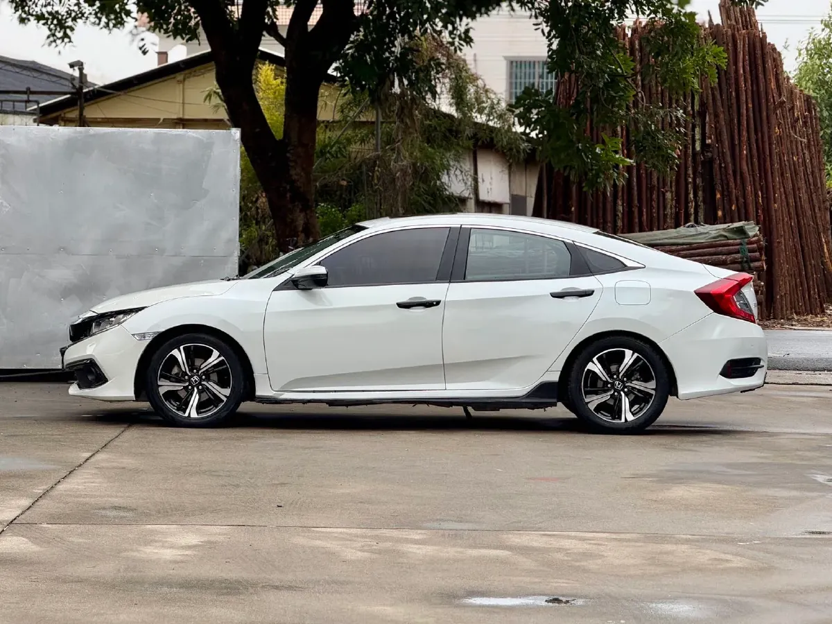 2019 Honda Civic 1.5T 177HP L4 CVT,autocango,china used car exporter,china ev exporter,chinese used car exporter,chinese used ev exporter