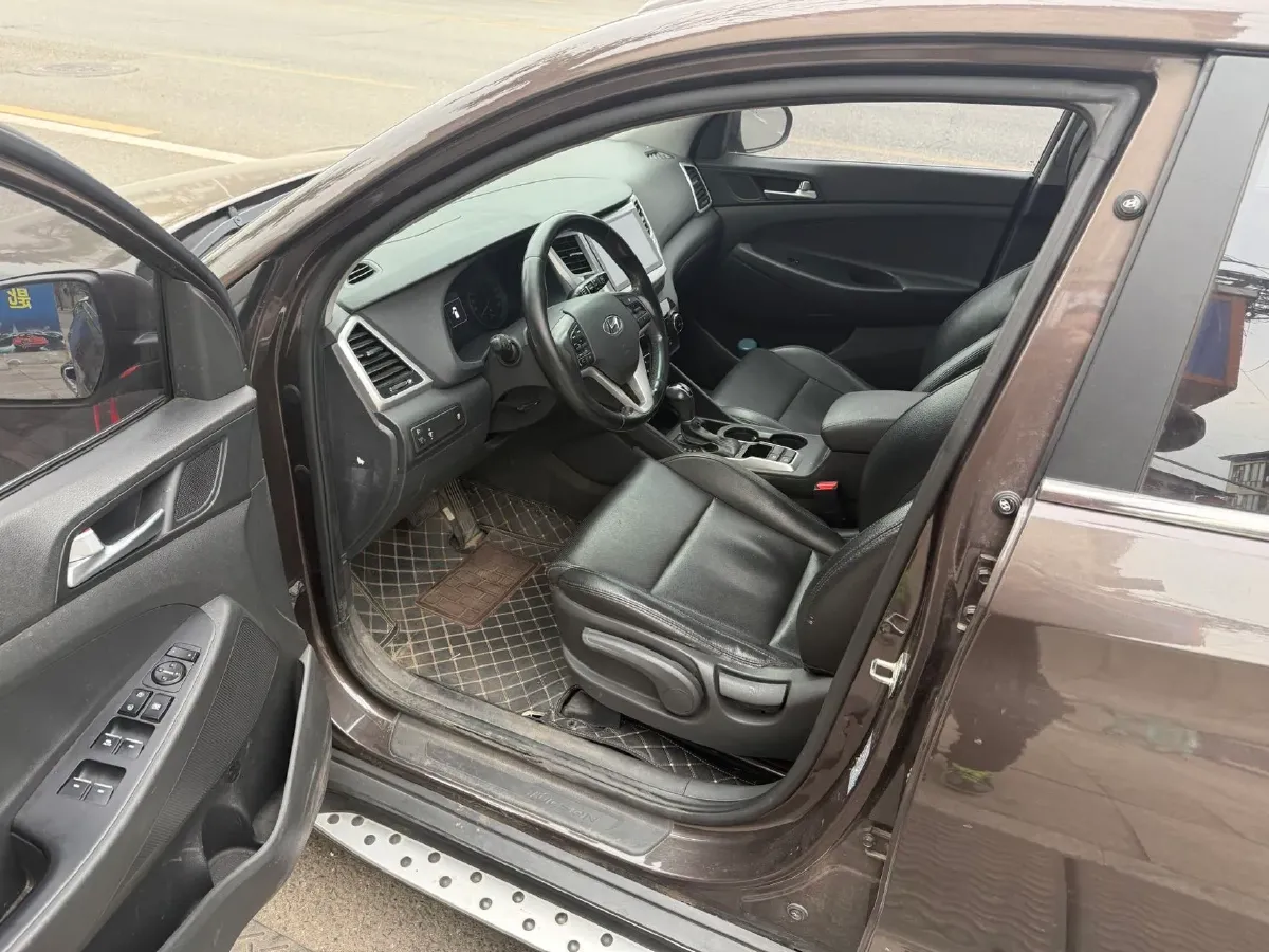 2015 Hyundai Tucson 1.6T 177HP L4 7DCT,autocango,china used car exporter,china ev exporter,chinese used car exporter,chinese used ev exporter