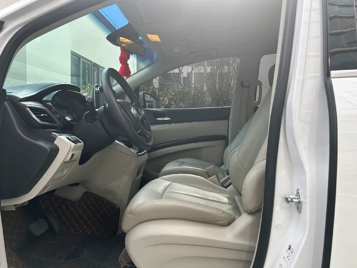 2021 Buick GL8 2.0T 237HP L4 9AT,autocango,china used car exporter,china ev exporter,chinese used car exporter,chinese used ev exporter