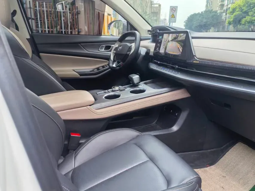 2022 ChangAn CS55 Plus 1.5T 180HP L4 7DCT,autocango,china used car exporter,china ev exporter,chinese used car exporter,chinese used ev exporter