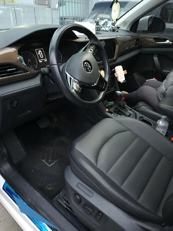 2021 Volkswagen Tharu 1.4T 150HP L4 7DCT,autocango,china used car exporter,china ev exporter,chinese used car exporter,chinese used ev exporter