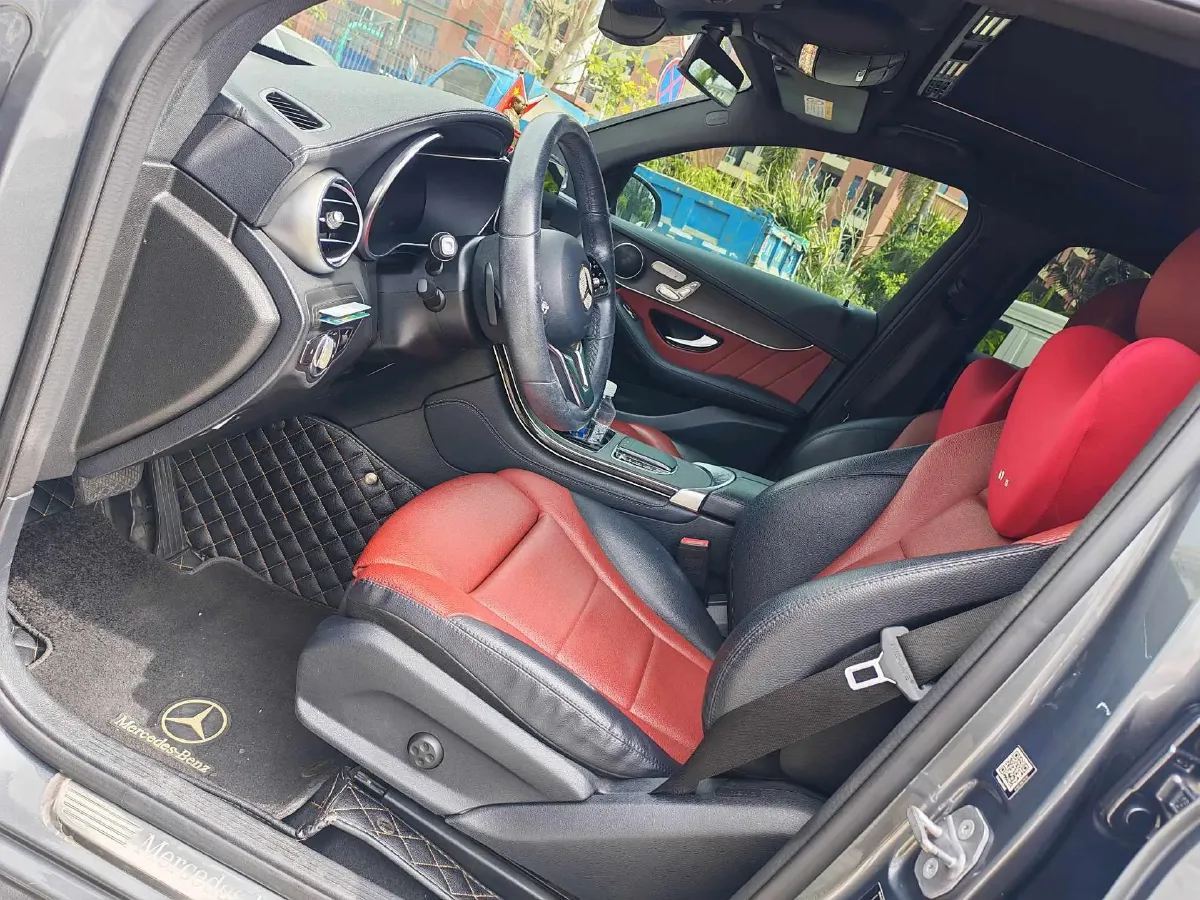 2020 Mercedes-Benz GLC Coupe 2.0T 258HP L4 9AT,autocango,china used car exporter,china ev exporter,chinese used car exporter,chinese used ev exporter