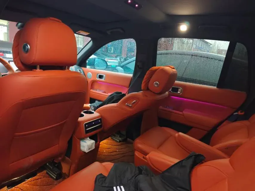 2023 Li L8 Range Extended 154HP REEV 40.9KWH,autocango,china used car exporter,china ev exporter,chinese used car exporter,chinese used ev exporter