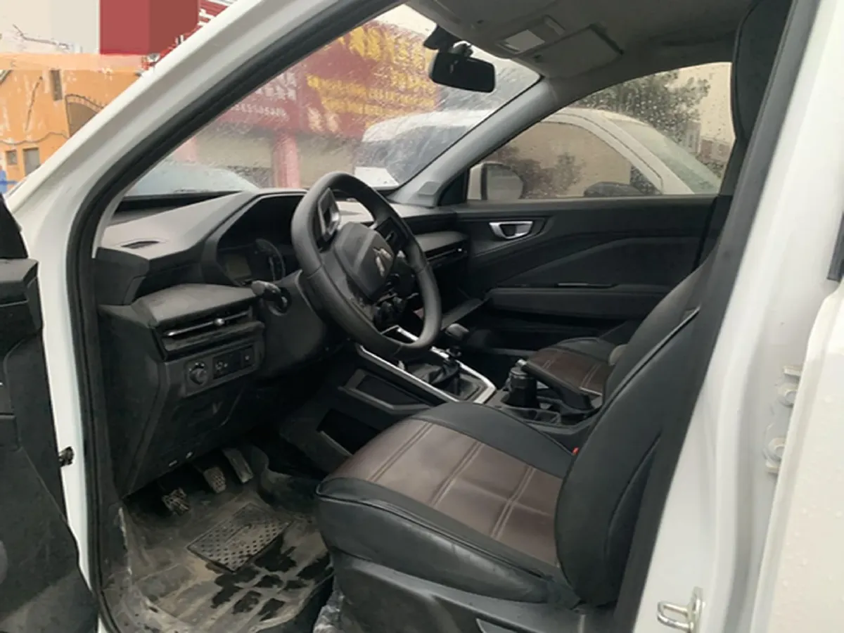 2026 WuLing XingChi 1.5L 99HP L4 6MT,autocango,china used car exporter,china ev exporter,chinese used car exporter,chinese used ev exporter