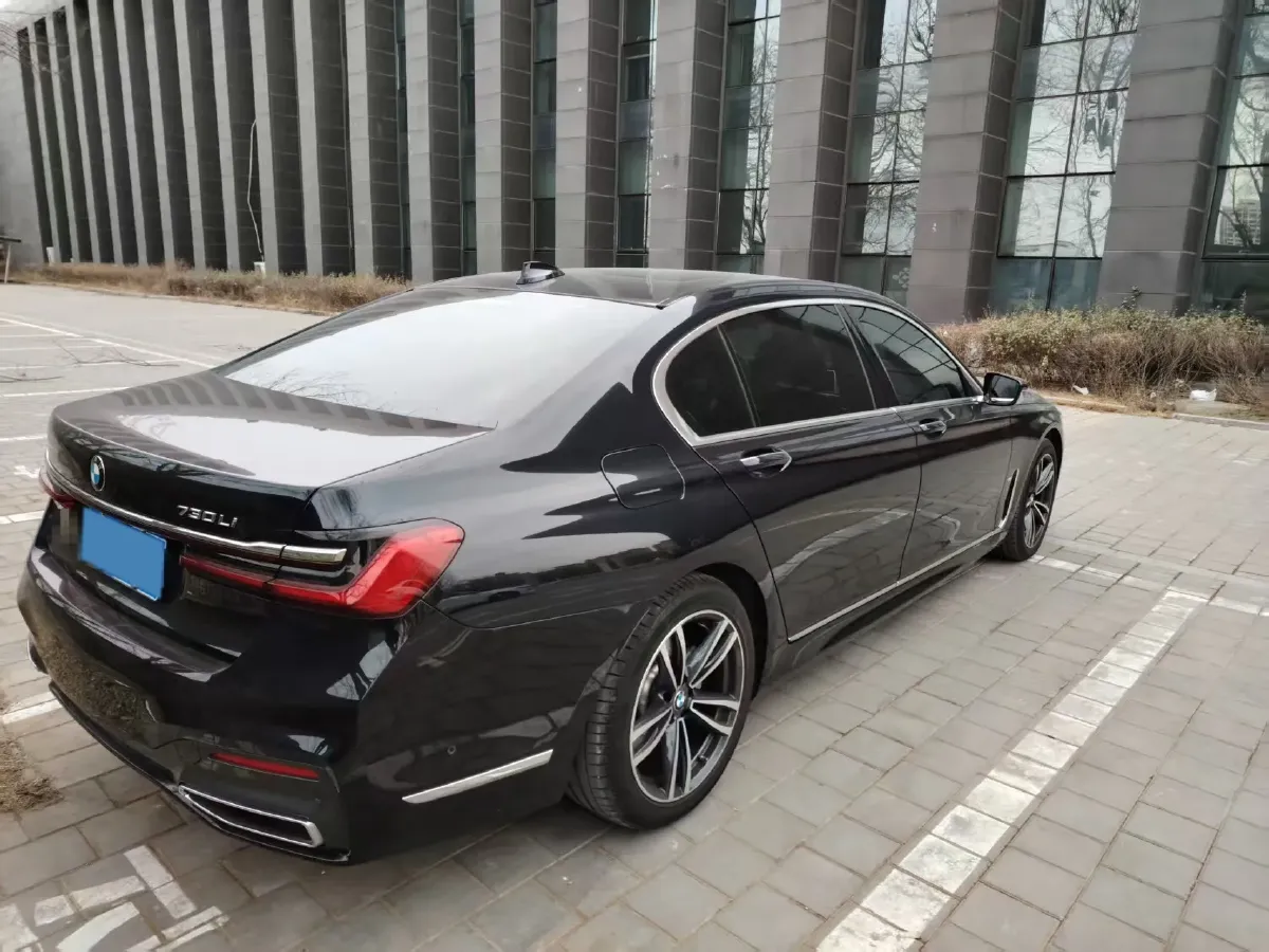 2021 BMW 7 Series 2.0T 265HP L4 8AT,autocango,china used car exporter,china ev exporter,chinese used car exporter,chinese used ev exporter