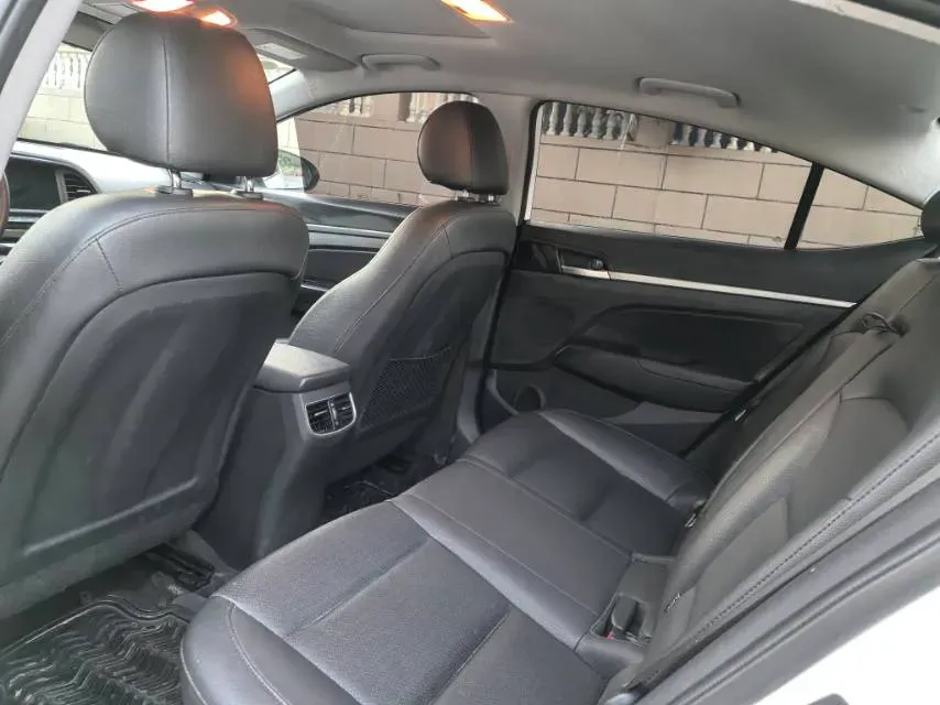 2019 Hyundai Elantra 1.5L 115HP L4 CVT,autocango,china used car exporter,china ev exporter,chinese used car exporter,chinese used ev exporter