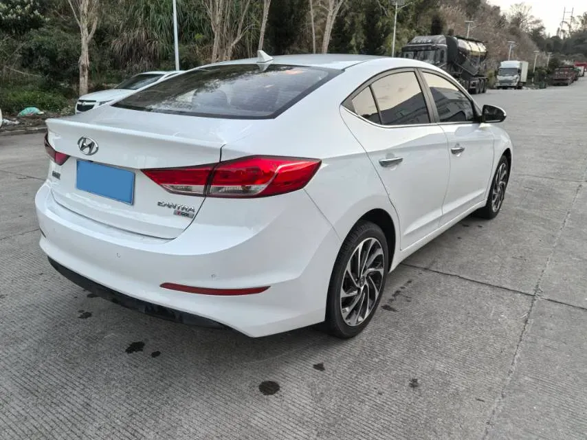 2019 Hyundai Elantra 1.5L 115HP L4 CVT,autocango,china used car exporter,china ev exporter,chinese used car exporter,chinese used ev exporter