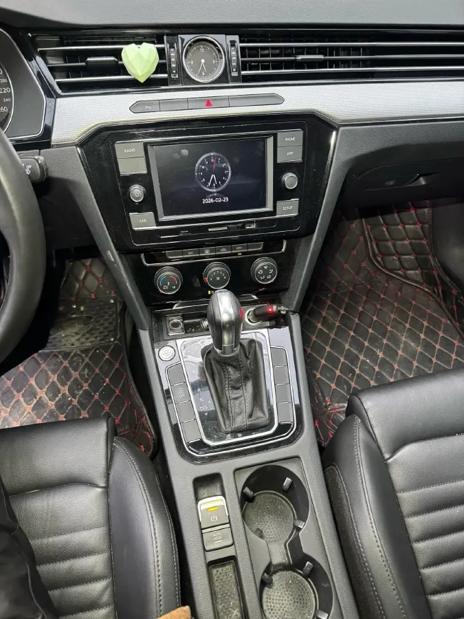 2018 Volkswagen Magotan 1.8T 180HP L4 7DCT,autocango,china used car exporter,china ev exporter,chinese used car exporter,chinese used ev exporter