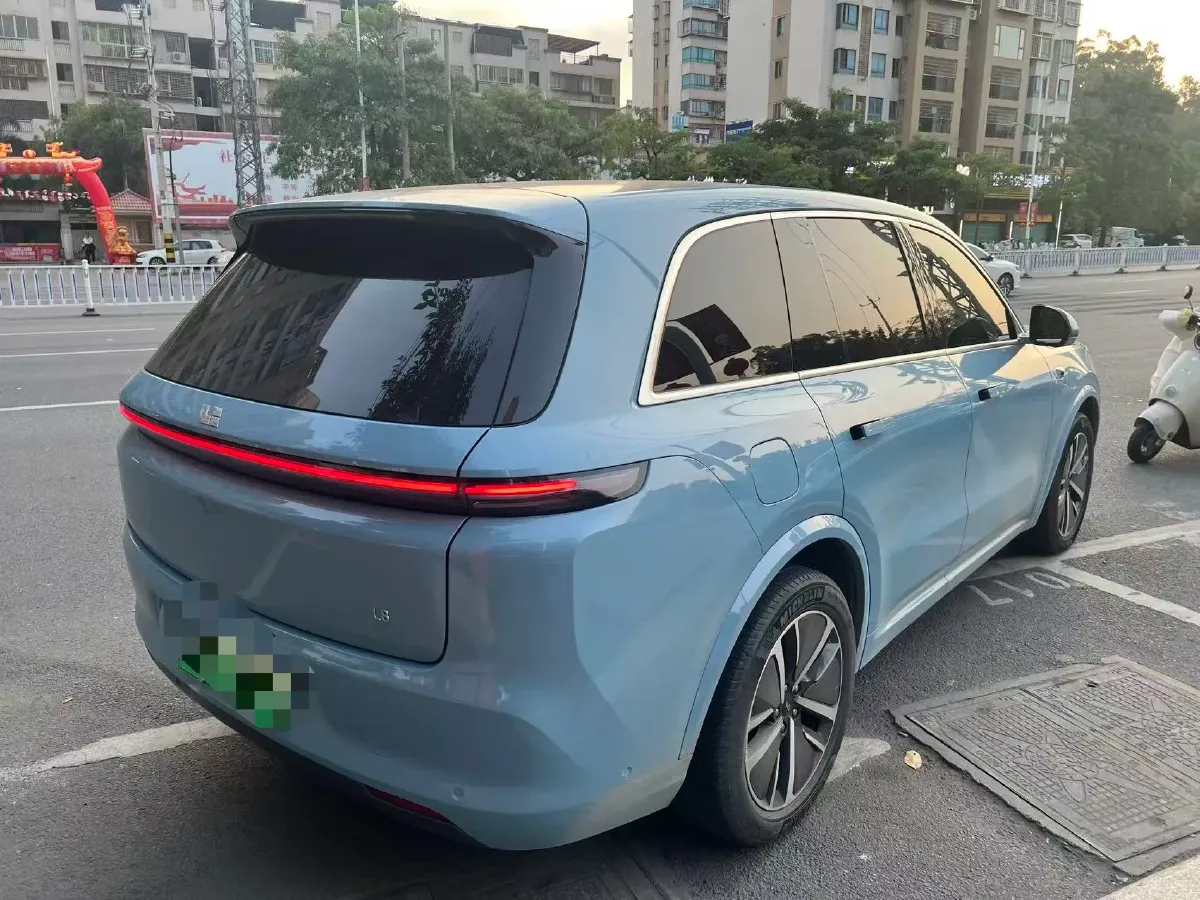 2024 Toyota Granvia 2.5L 189HP L4 E-CVT Hybrid,autocango,china used car exporter,china ev exporter,chinese used car exporter,chinese used ev exporter
