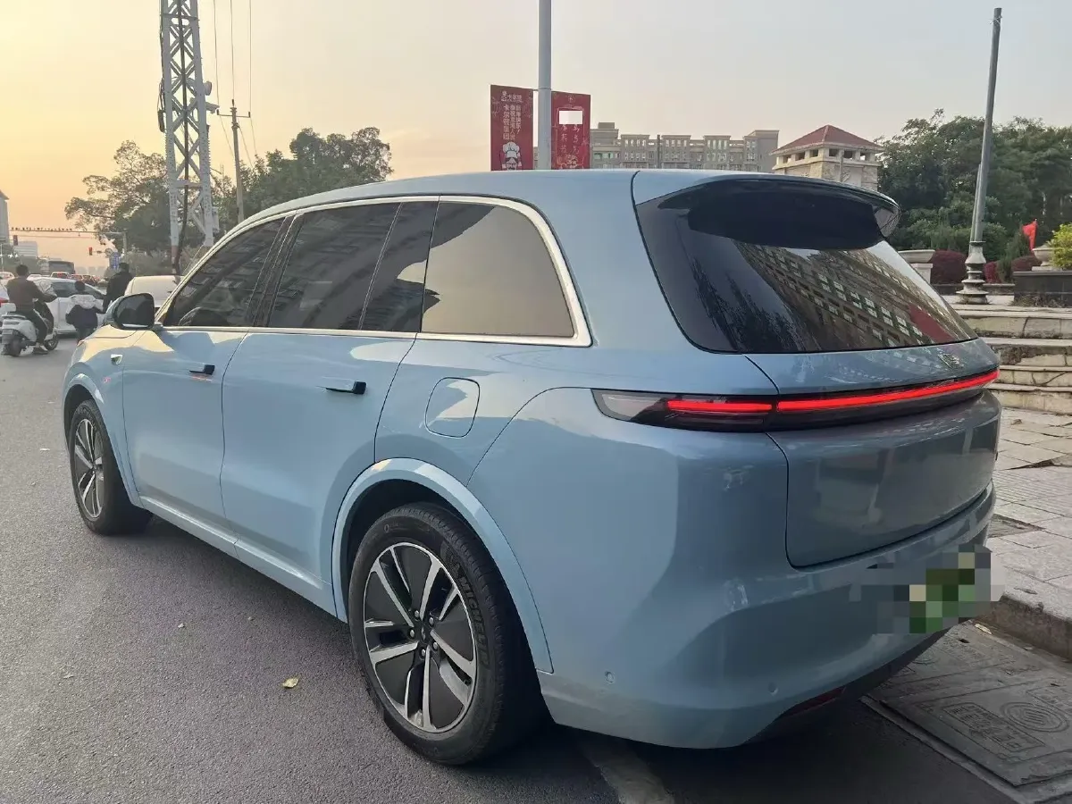 2024 Toyota Granvia 2.5L 189HP L4 E-CVT Hybrid,autocango,china used car exporter,china ev exporter,chinese used car exporter,chinese used ev exporter