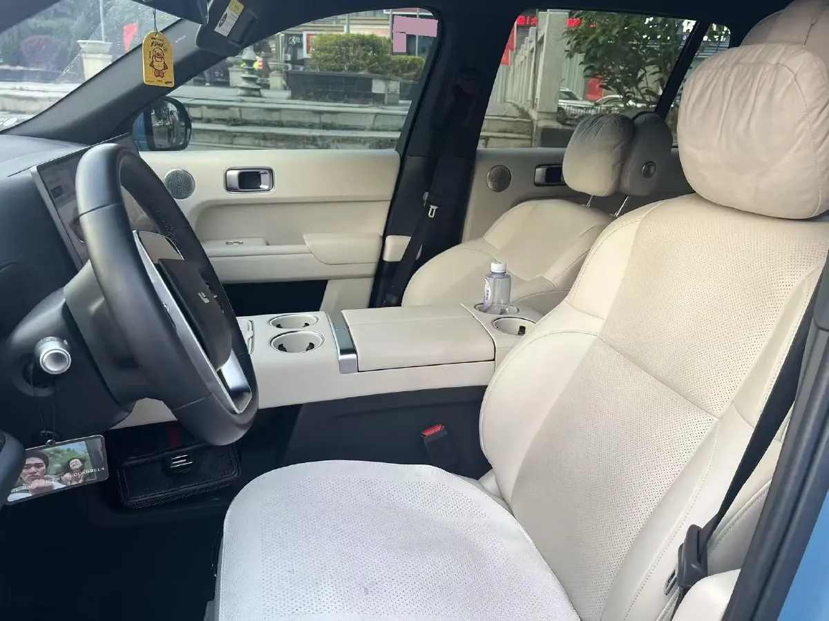 2024 Toyota Granvia 2.5L 189HP L4 E-CVT Hybrid,autocango,china used car exporter,china ev exporter,chinese used car exporter,chinese used ev exporter