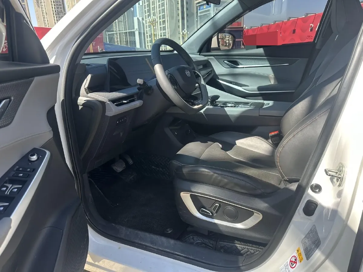 2022 ChangAn CS75 Plus 1.5T 178HP L4 6AT,autocango,china used car exporter,china ev exporter,chinese used car exporter,chinese used ev exporter