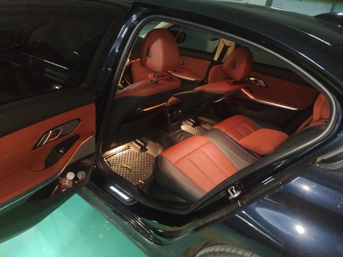 2022 BMW 3 Series 2.0T 184HP L4 8AT,autocango,china used car exporter,china ev exporter,chinese used car exporter,chinese used ev exporter