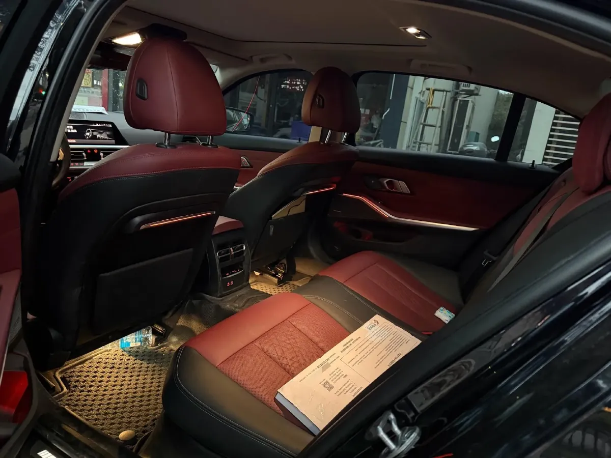 2022 BMW 3 Series 2.0T 184HP L4 8AT,autocango,china used car exporter,china ev exporter,chinese used car exporter,chinese used ev exporter