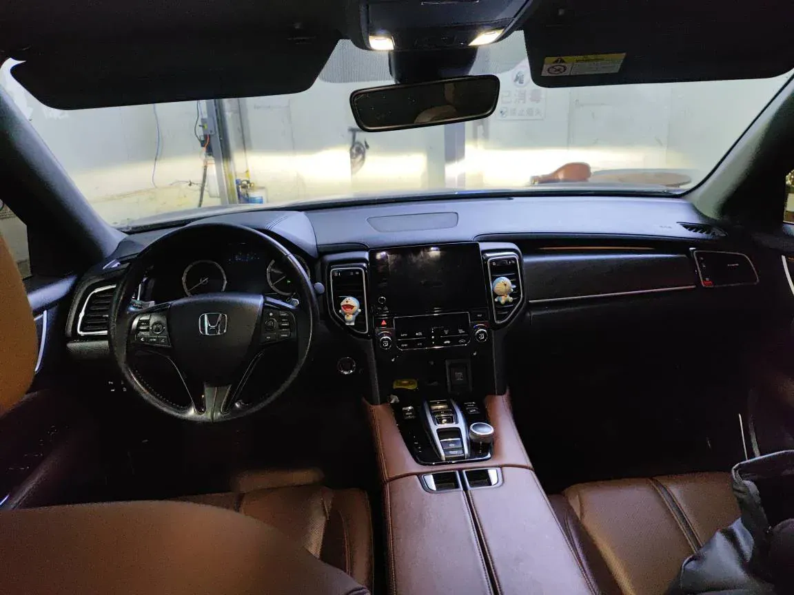 2020 Honda UR-V 2.0T 272HP L4 9AT,autocango,china used car exporter,china ev exporter,chinese used car exporter,chinese used ev exporter