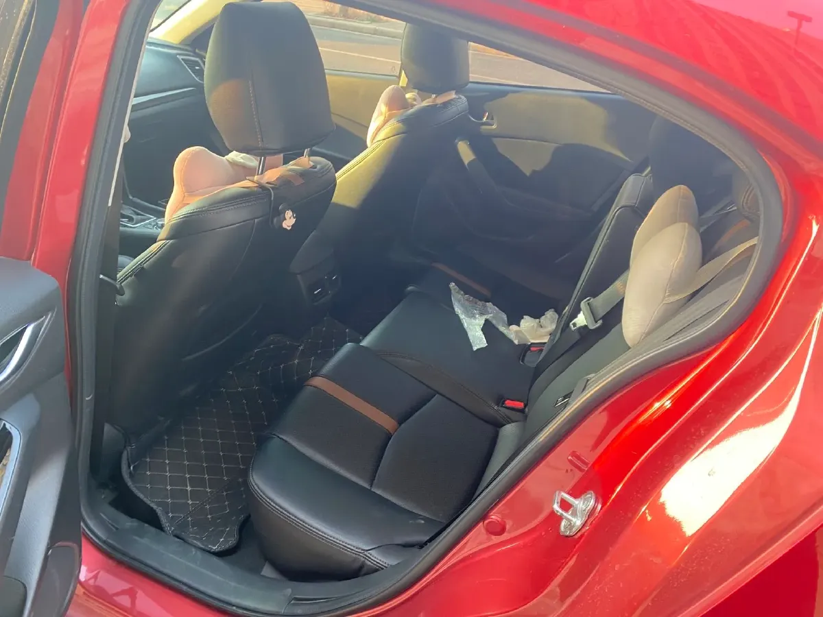 2017 Mazda 3 Axela 1.5L 117HP L4 6AT,autocango,china used car exporter,china ev exporter,chinese used car exporter,chinese used ev exporter